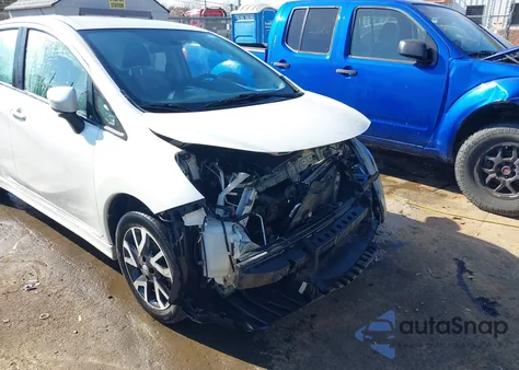 2015 Nissan Versa Note Sr из США, поврежденный, VIN 3N1CE2CP7FL384621